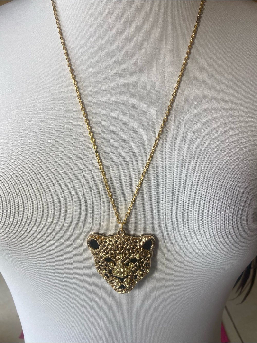 Gold Leopard Head Pendant Necklace - Women Jewelry